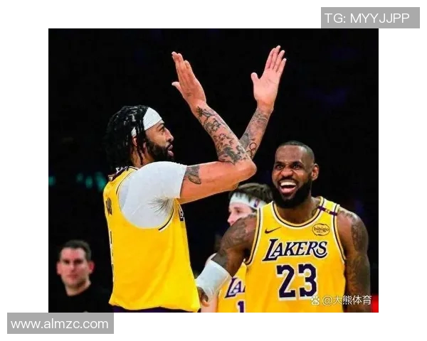 詹姆斯全能表现助湖人险胜篮网关键时刻展现领袖风范 詹姆斯全能表现助湖人险胜篮网关键时刻展现领袖风范